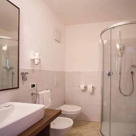 Szálloda Jaegerhof 3*