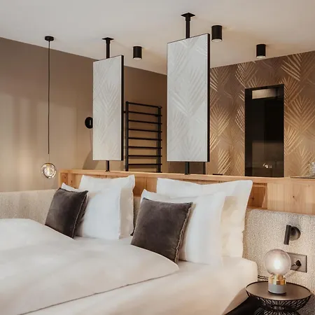 Jaegerhof Szálloda 3*